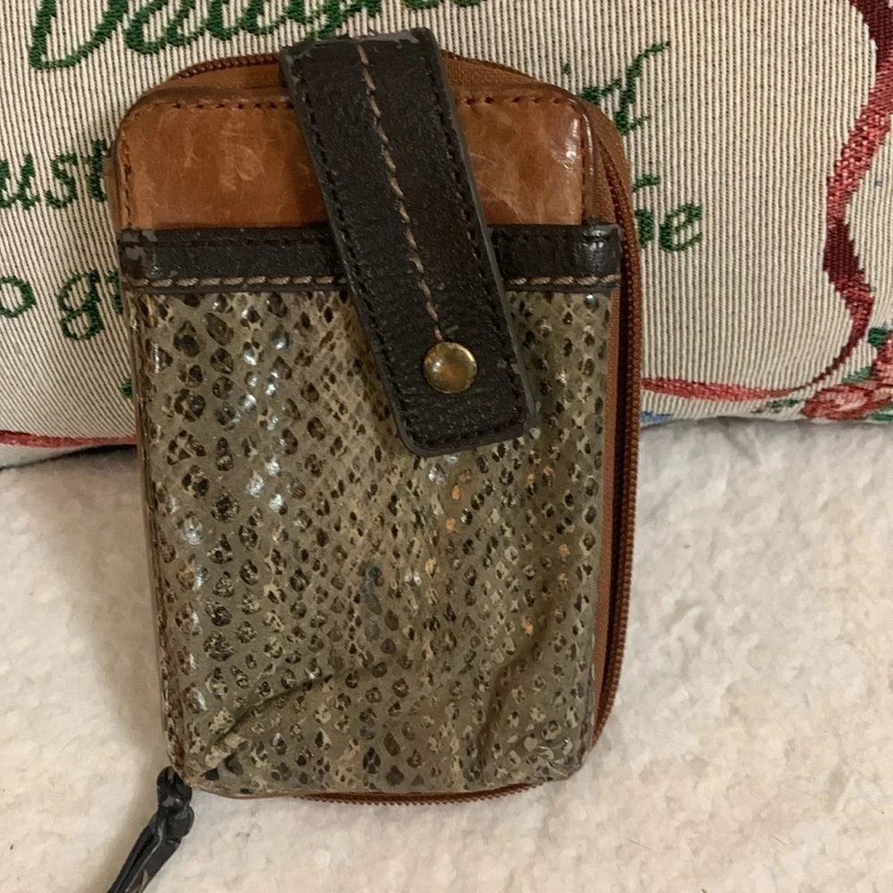 Wallet by the sack 100% leather can be man’s or woman’s